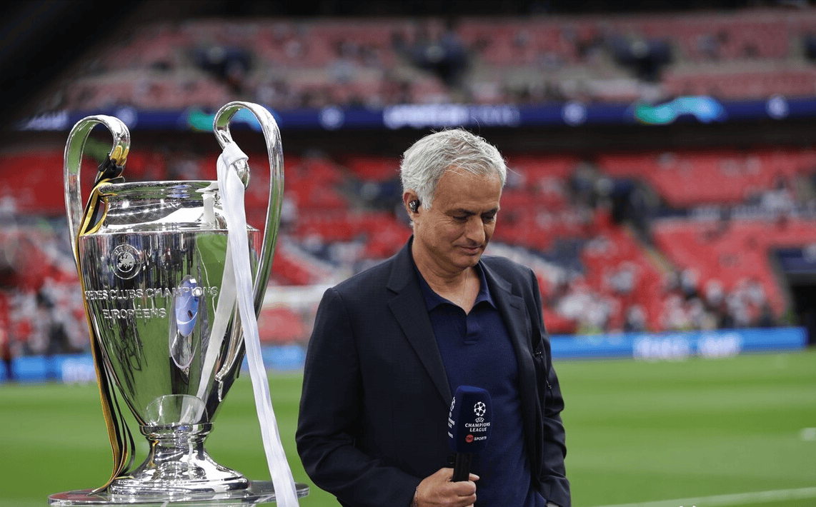 德甲赛程吃紧;波尔图集结日豪取连胜;引发热议;控场能力受关注的简单介绍 德甲赛程吃紧;波尔图集结日豪取连胜;引发热议;控场能力受关注的简单介绍