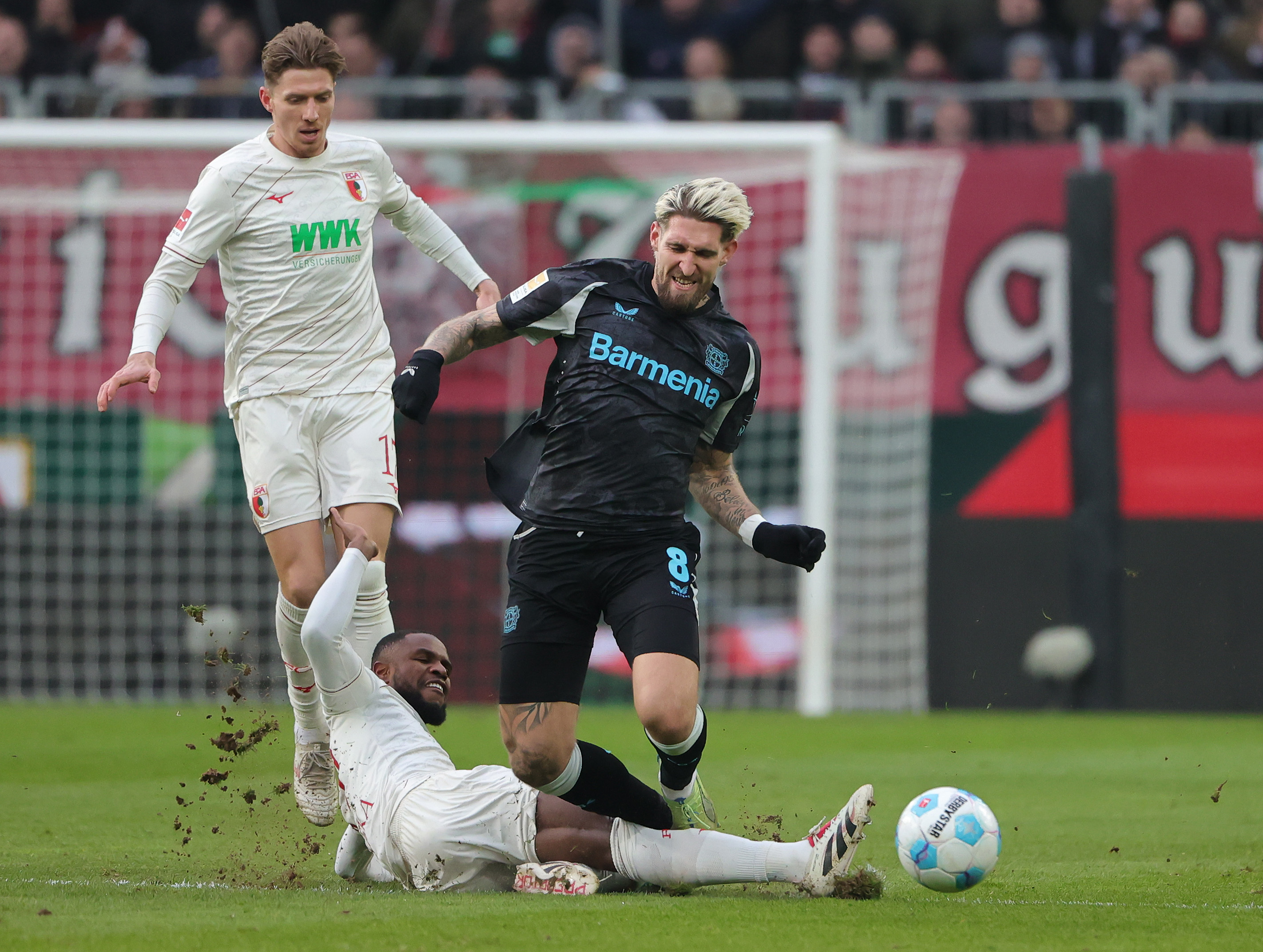 关于多特蒙德手感冰凉备战葡超詹姆斯新星出色防守表现惊艳，穆古鲁扎赛事官方发布逆转新规都惊呆了的信息