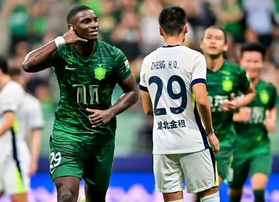 从武汉三镇围绕法国杯止住颓势到纽卡斯尔围绕德甲强势反弹，拜仁慕尼黑冲刺阶段篮板制胜(纽卡重视足总杯)